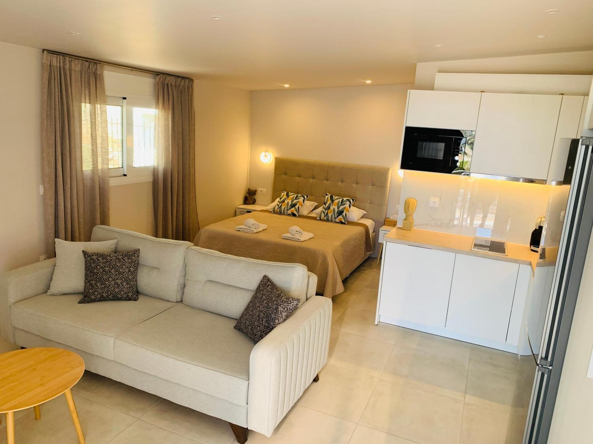 Thelfi Luxury Studio In Attica - Close To Varkiza Beach - Sea View Vári Exteriör bild