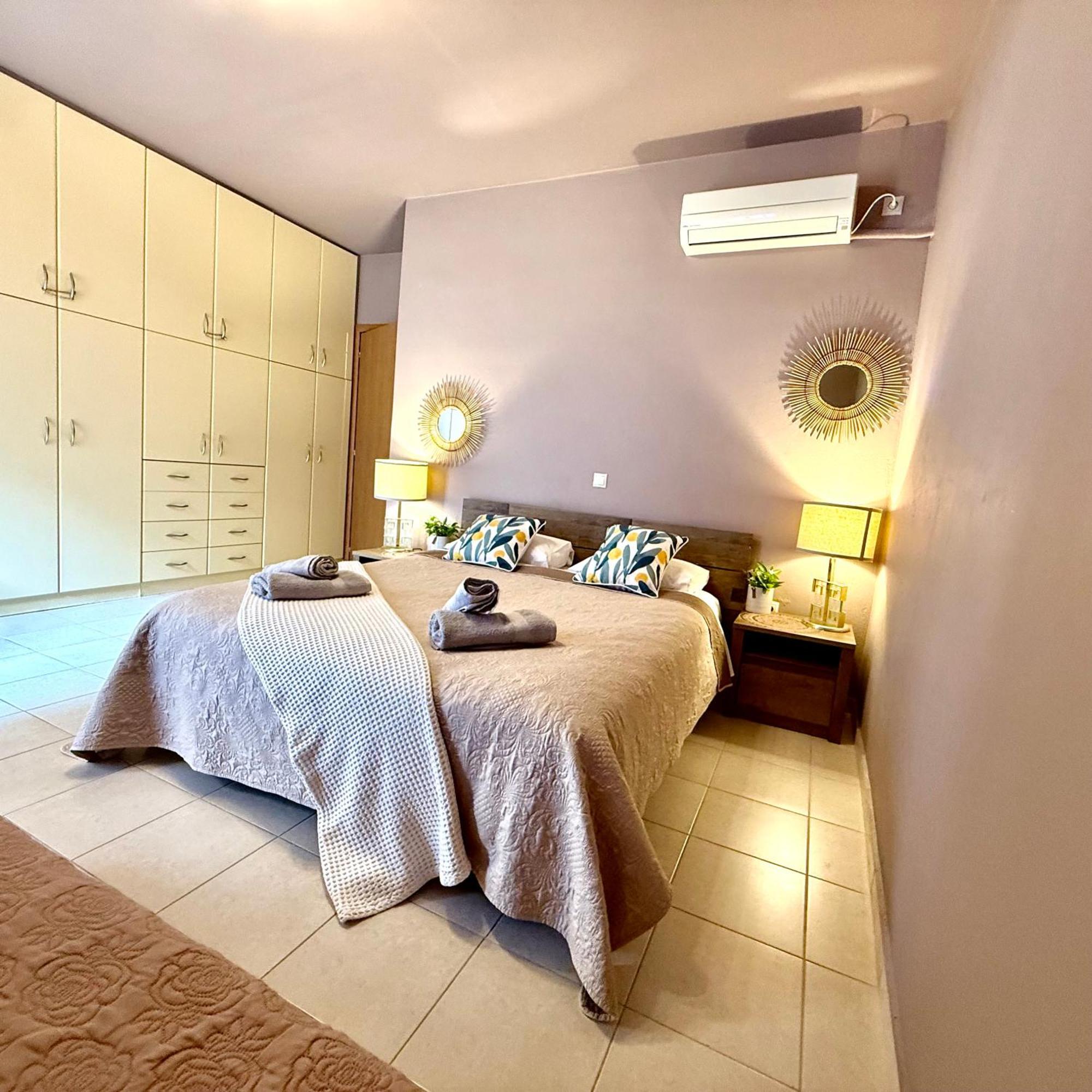 Thelfi Luxury Studio In Attica - Close To Varkiza Beach - Sea View Vári Exteriör bild