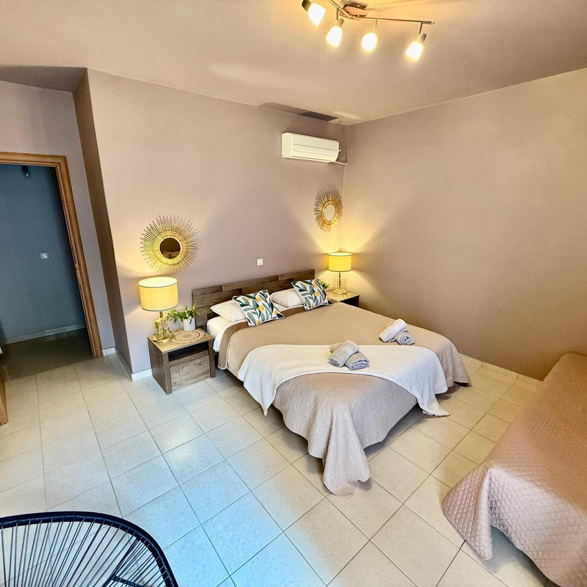 Thelfi Luxury Studio In Attica - Close To Varkiza Beach - Sea View Vári Exteriör bild